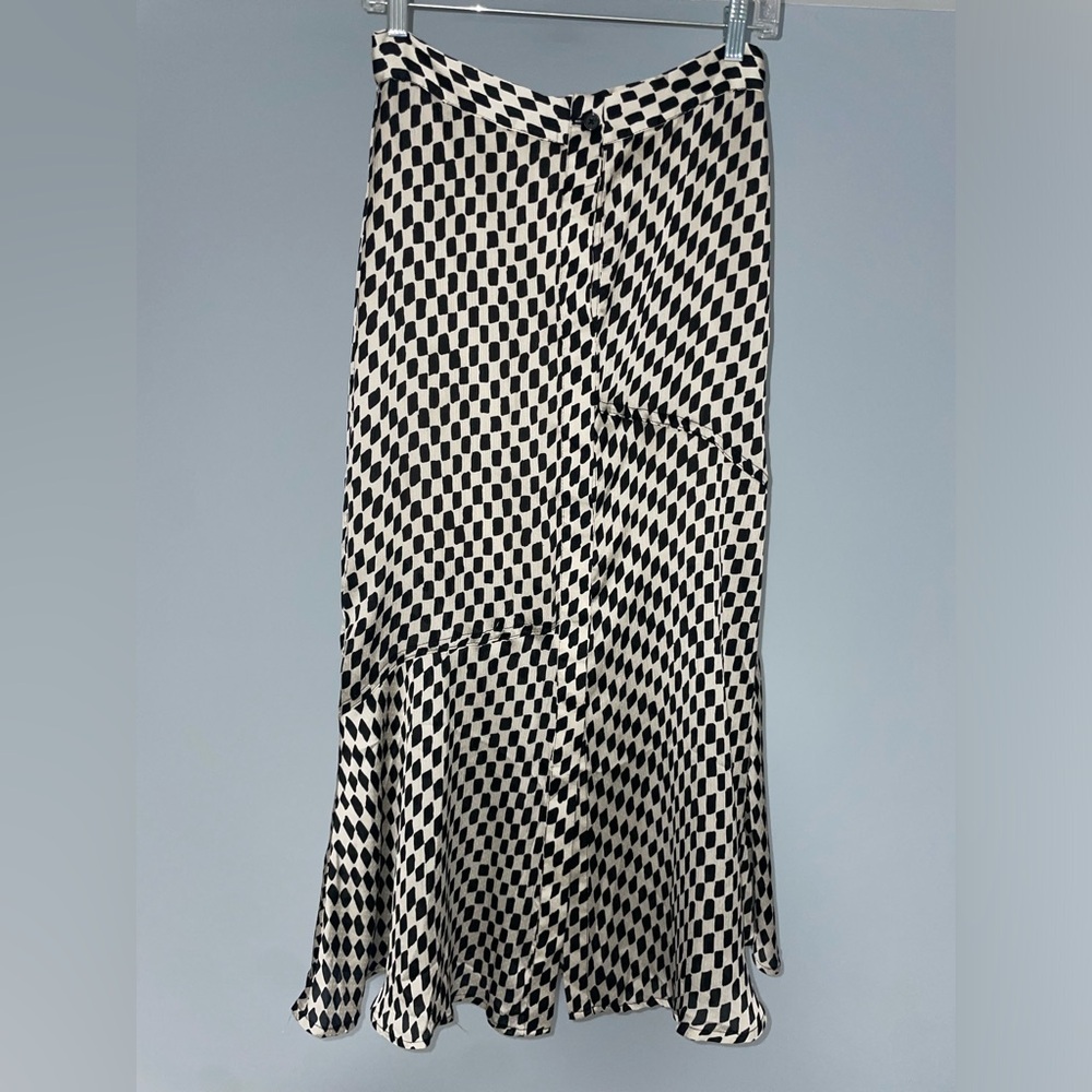 Mango Asymmetrical Detailed Black and White Skirt